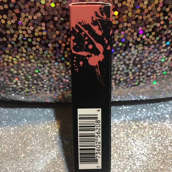 BNIB! MAC Patent Paint Lip Lacquer in Lacquered Up 587 ππππ - Picture 5 of 7